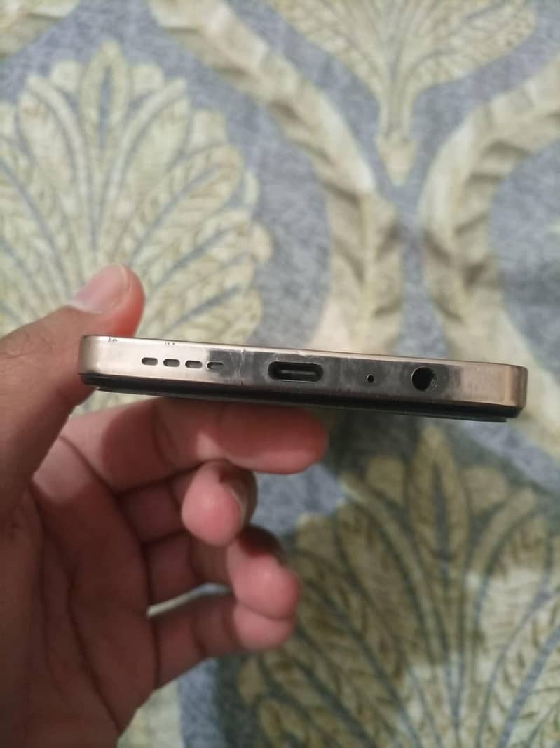 Infinix Note 30 7