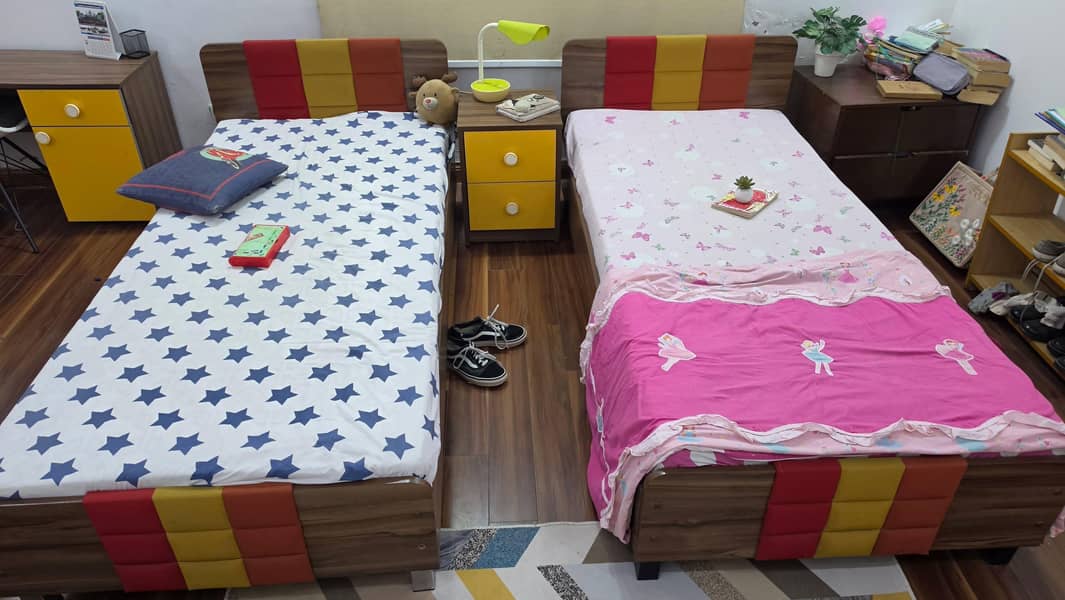 Single Beds and Side Table 0
