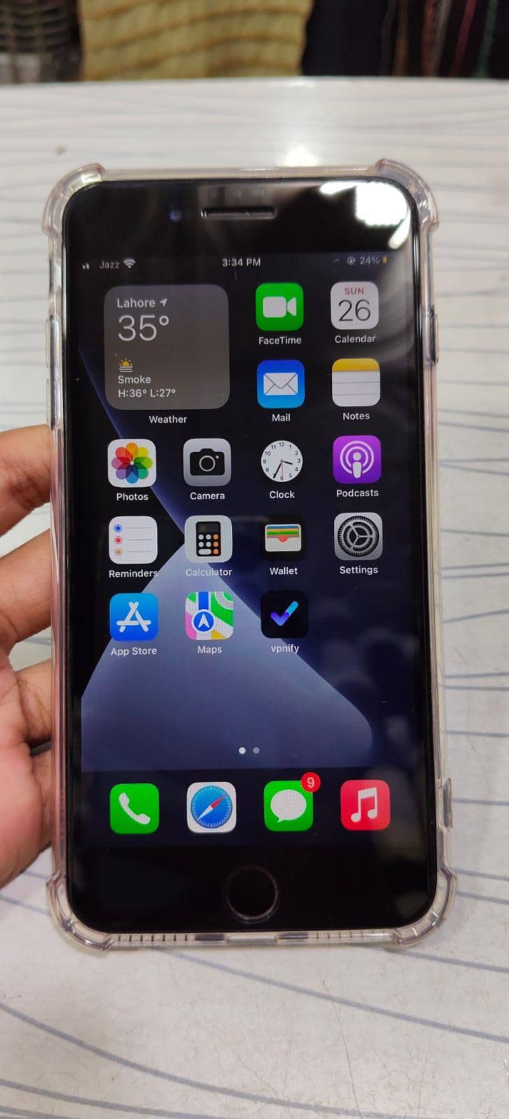 Apple iPhone 7 Plus 3