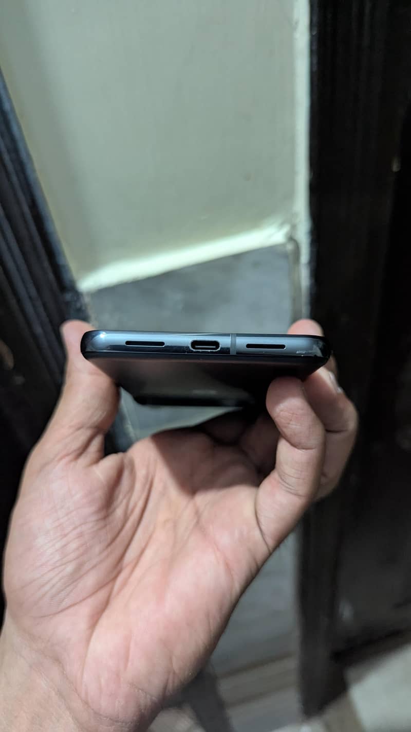 Google Pixel 8 Pro 4