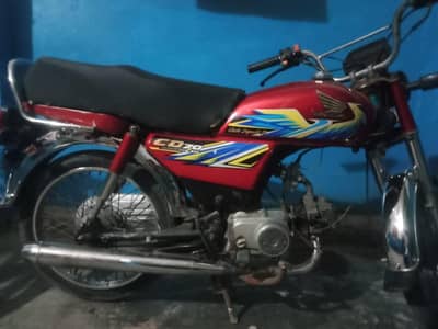 Honda 2021 jenune condition first owner Karachi number