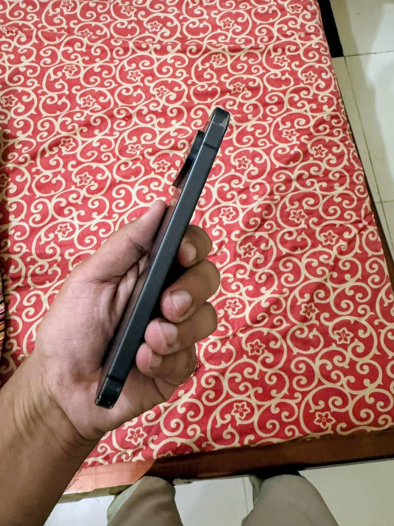 Google Pixel 9 3
