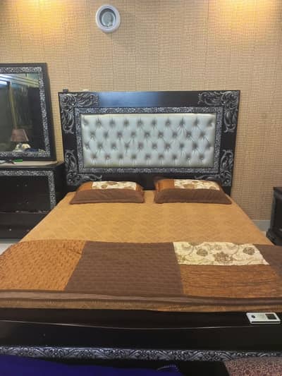 urgent sale . complete bed room set.