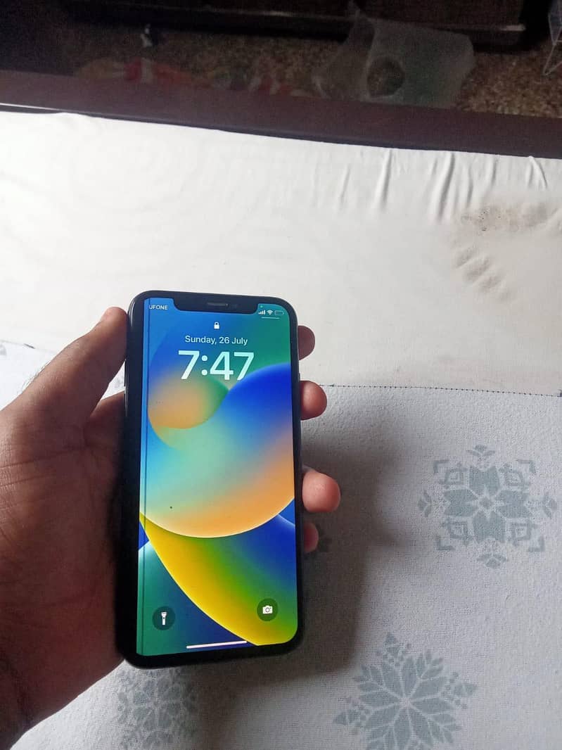 Apple iPhone X 5