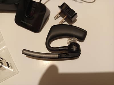 plantronics voyager legend uc b235 for sale new paik only watsaap