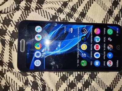 Sharp Aquos R2