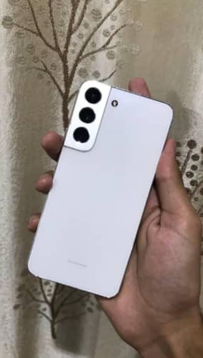 Samsung Mobile S22 Plus