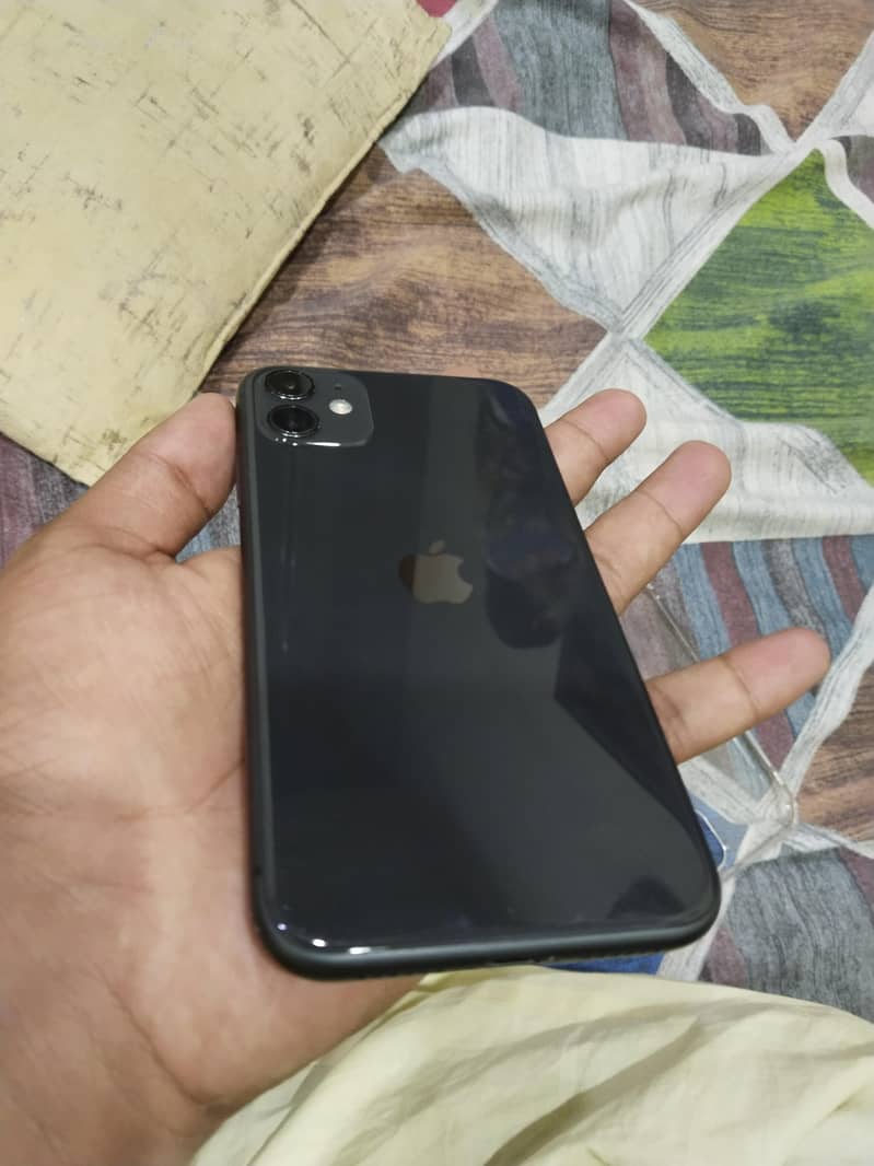 Apple iPhone 11 0