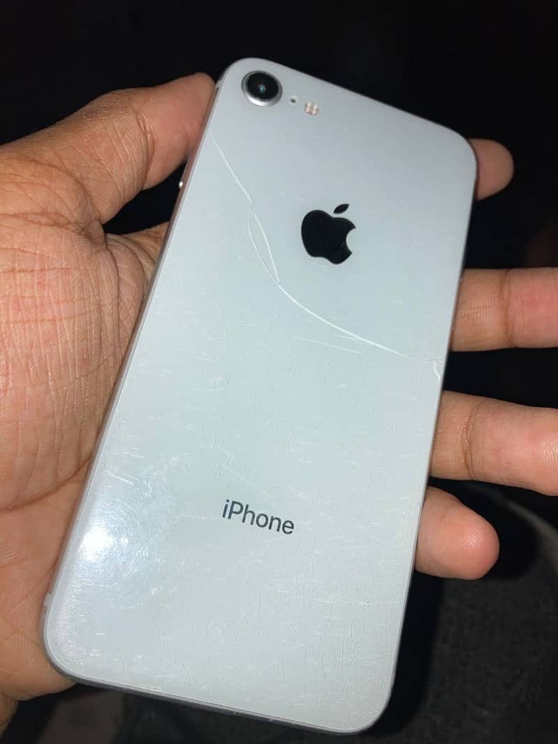 Apple iPhone 8 0