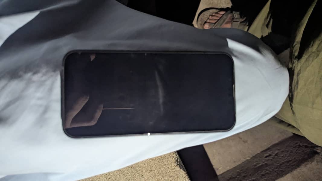Apple iPhone 13 5