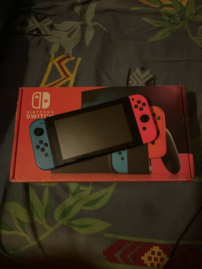 Nintendo Switch V1 (complete with box)