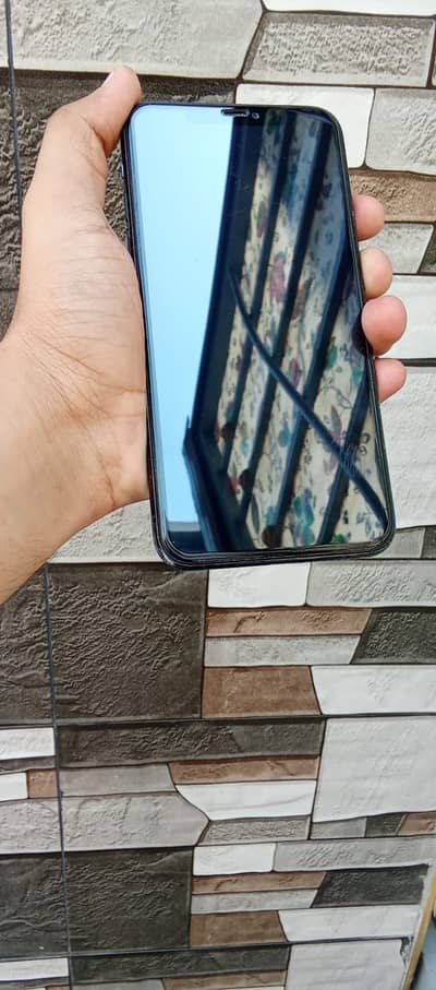 I Phone 11 Pro Max PTA Approved