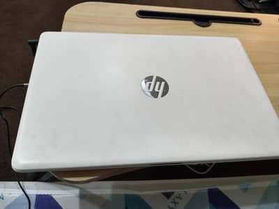 HP Ryzen 5 3500u