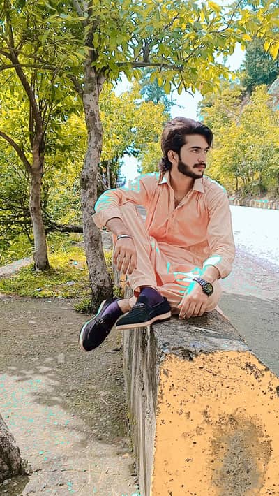 mujay job chy ha agar koi intrust ho to rapta Karyn