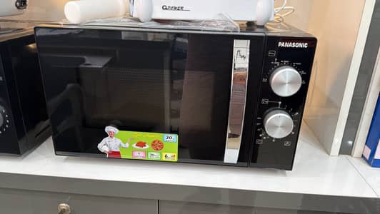 Microwave Oven in Excellent Condition
