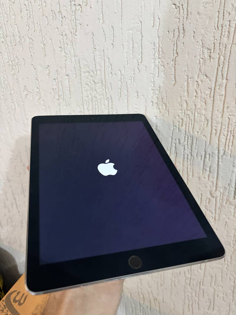 Ipad Air 2 Tablet 1