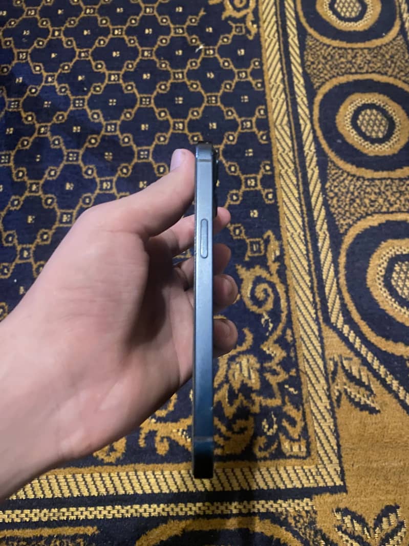 Iphone 13 2