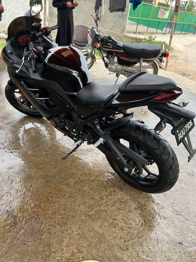 Kawasaki ninja h2 replica bike for sale in Rawalpindi