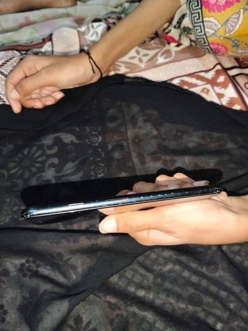 Apple iPhone 7 3