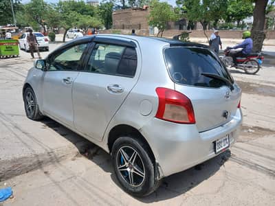 Toyota Yaris 2007_import 2013