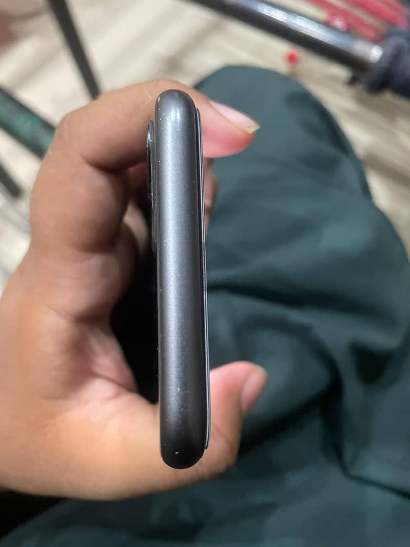 Apple iPhone 11 1