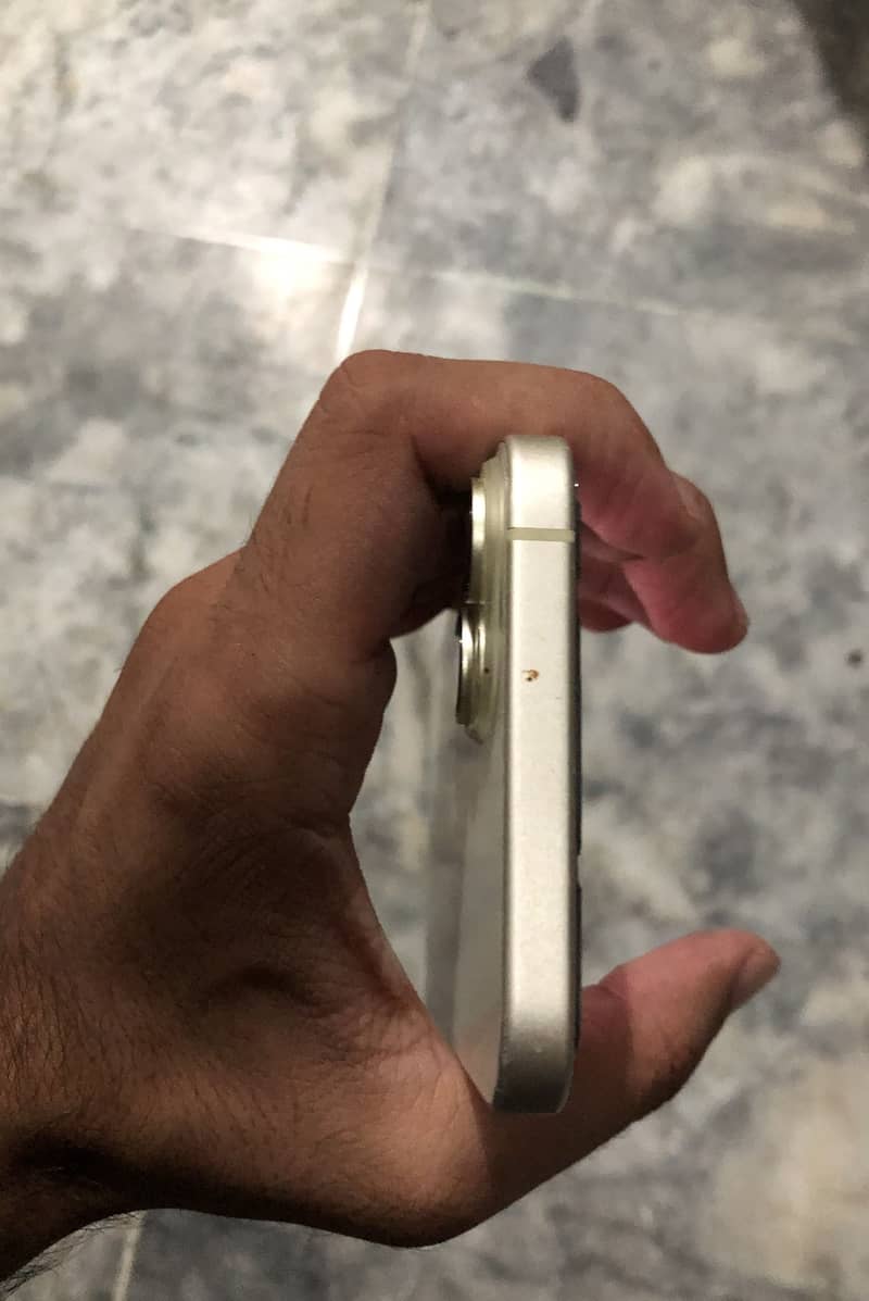 iPhone 15 plus jv 5