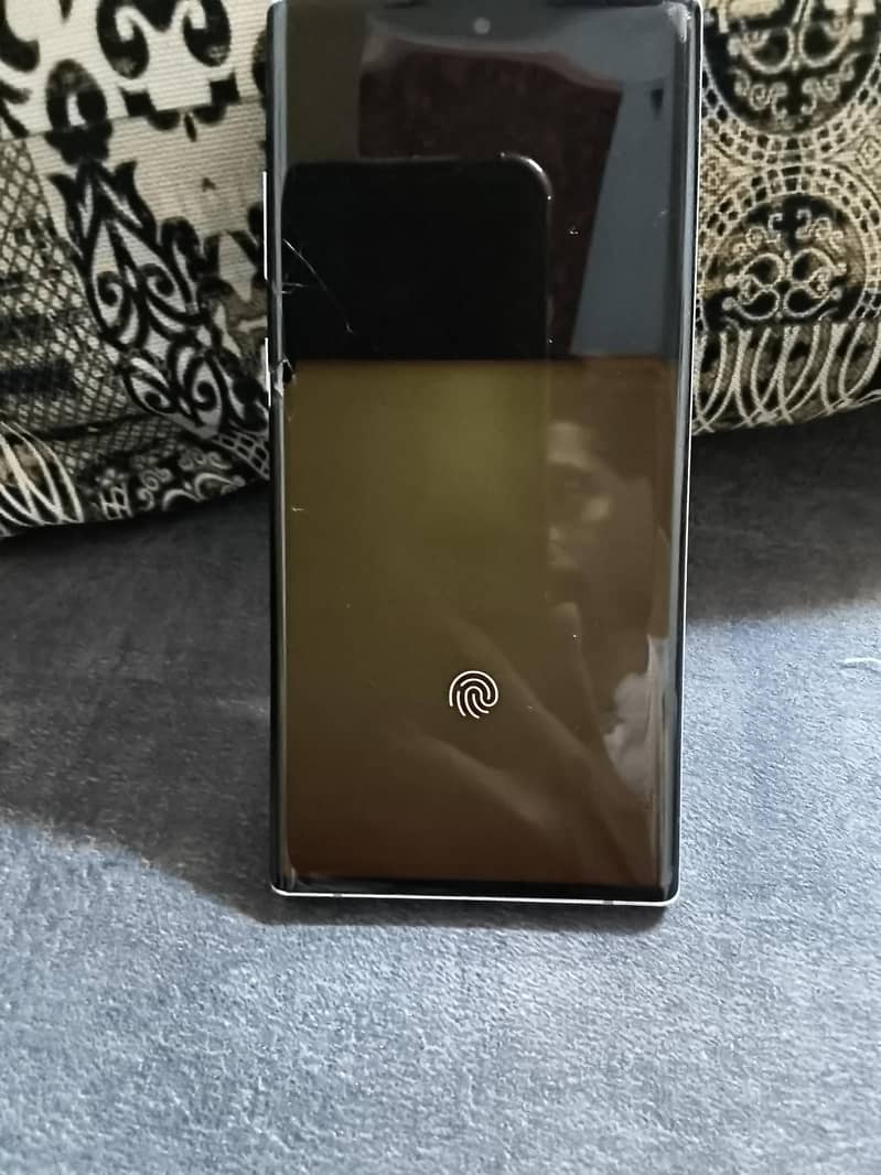 Note 10 plus panel 2