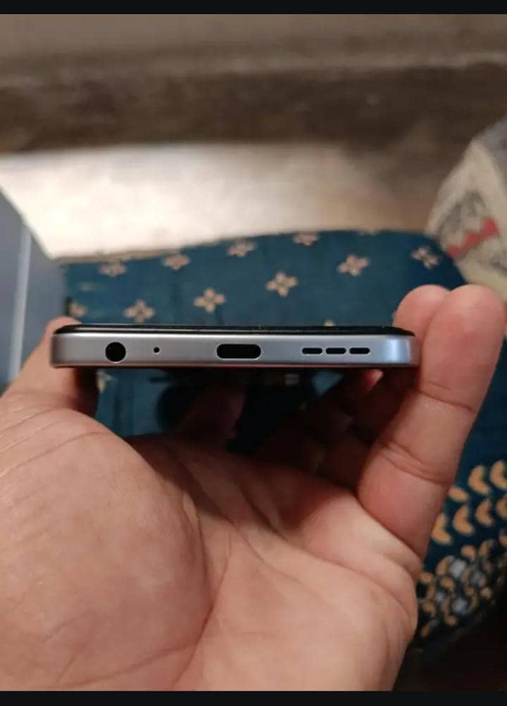 Tecno spark 40 4
