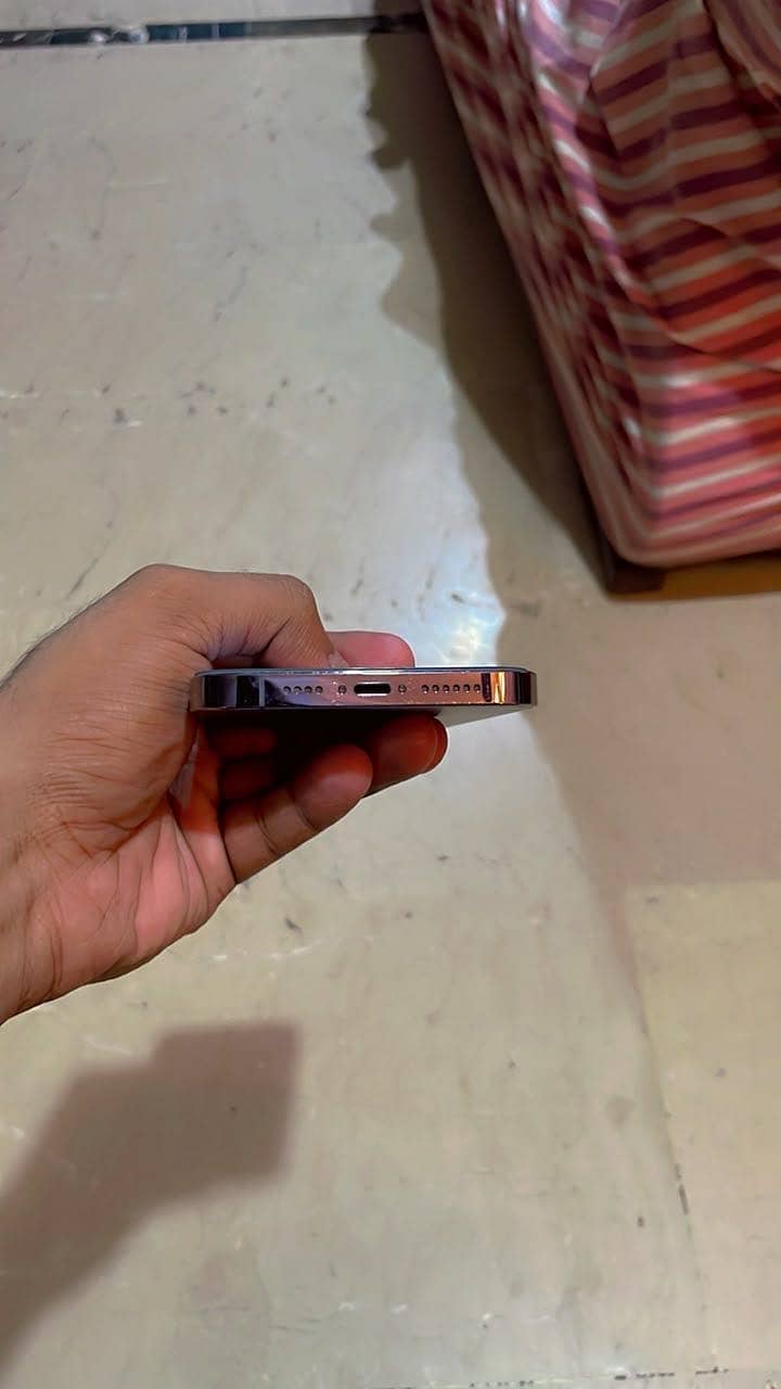 Iphone 14 pro max 5
