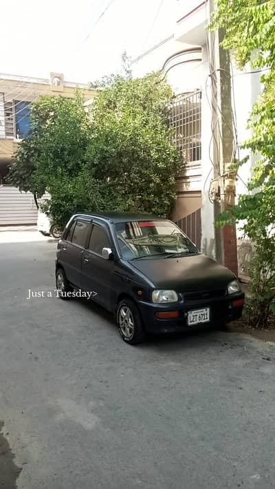 Daihatsu Cuore 2005