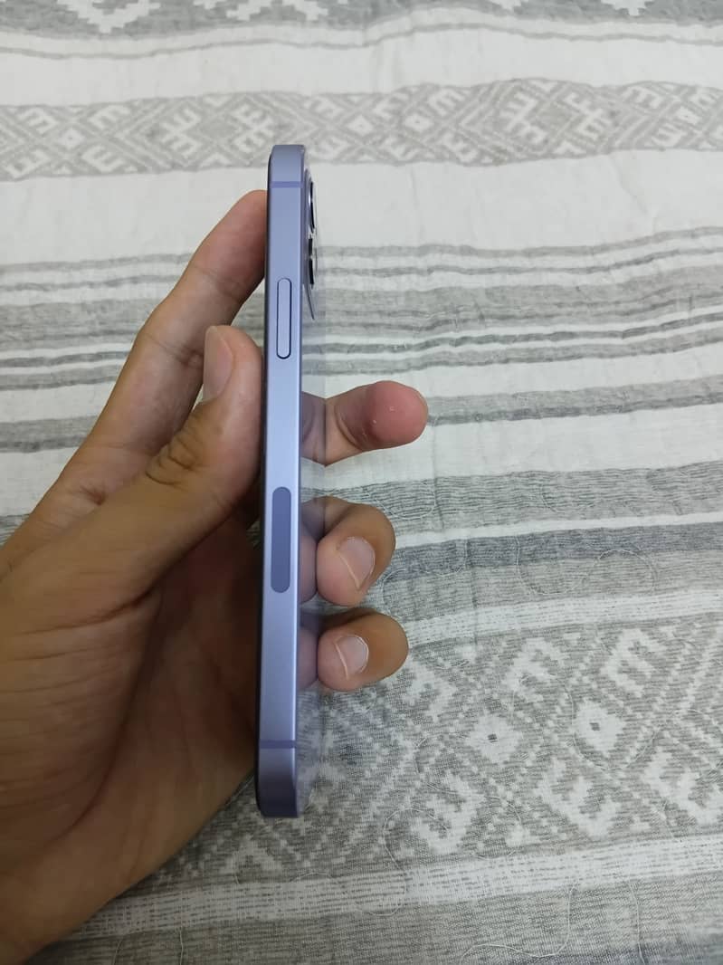 Apple iPhone 12 0
