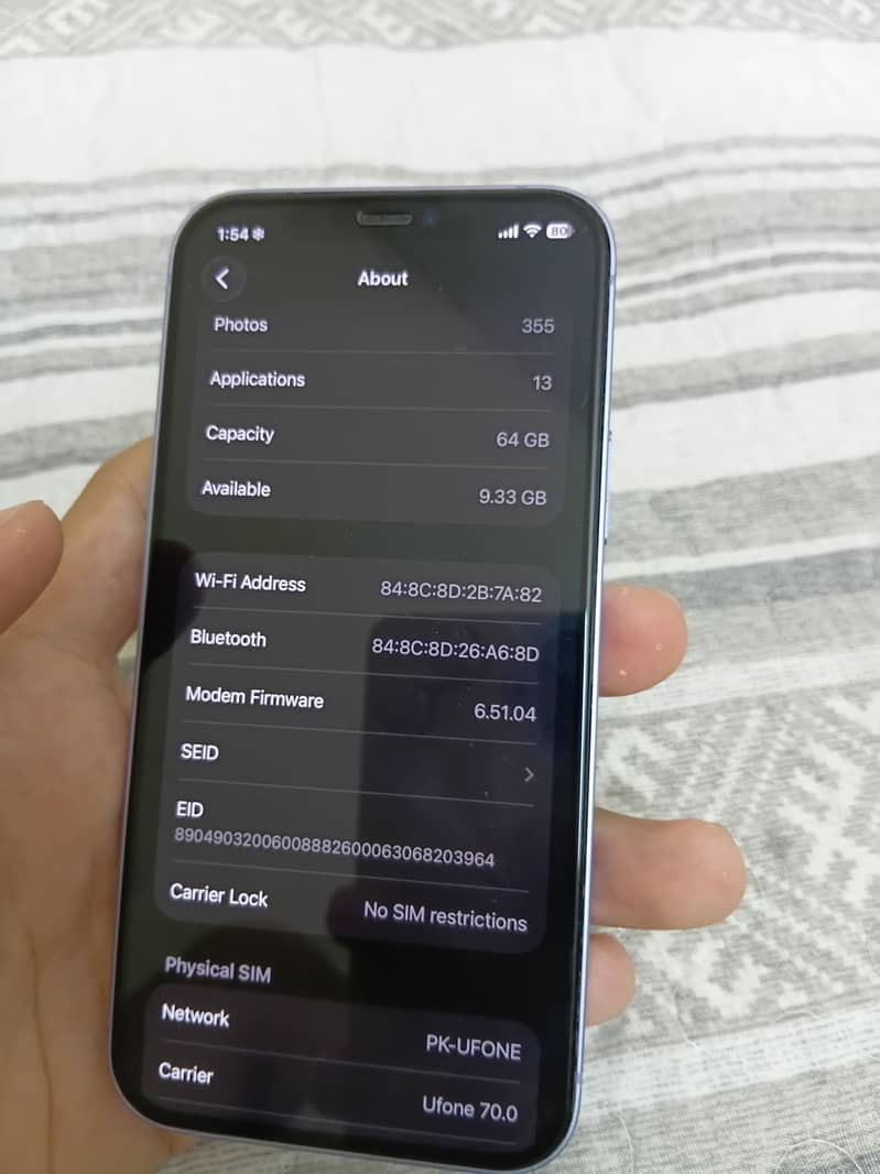 Apple iPhone 12 3