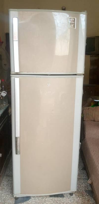 Dawlance fridge urgent sale