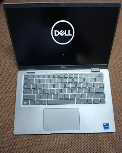 Dell Latitude 7420 Core i7 11th Gen Laptop - Excellent Condition