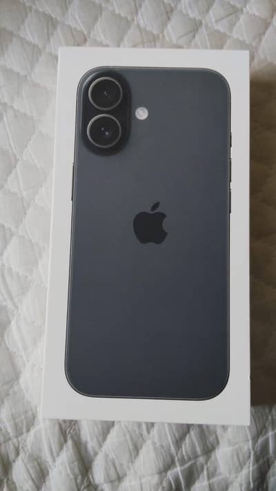 Iphone 17 (256 GB) | 100% Battery | 10/10 Condition | In warranty