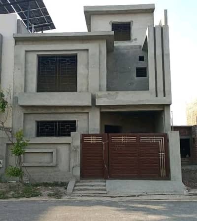 Grey Structure 5 Marla House Available In Park View City - Overseas Block For sale