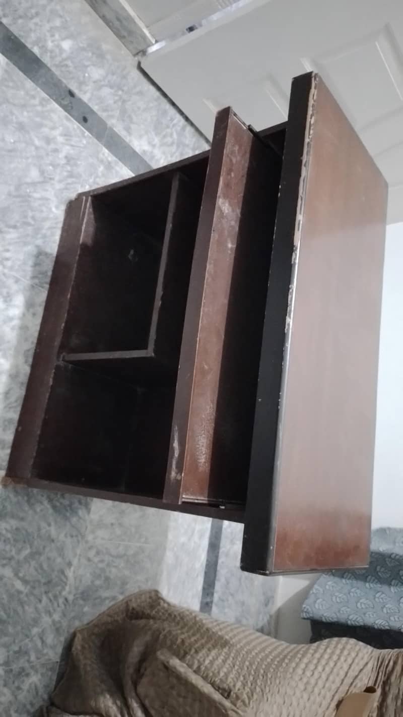 computer table 1