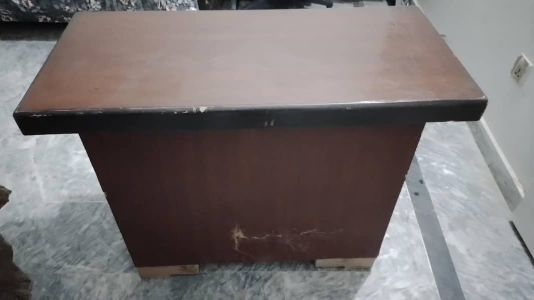 computer table 2