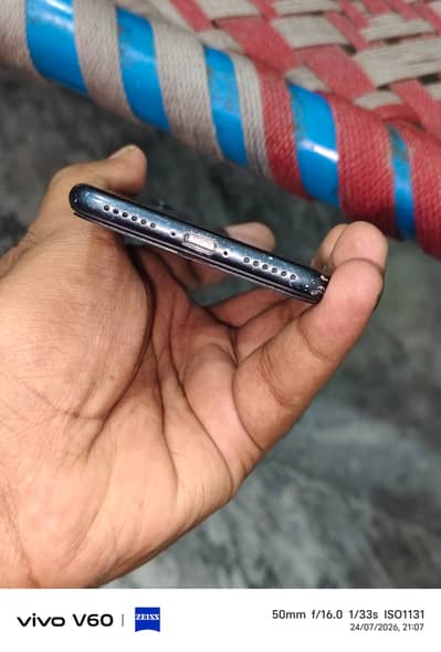 Apple iPhone 7 (URGENT SALE)