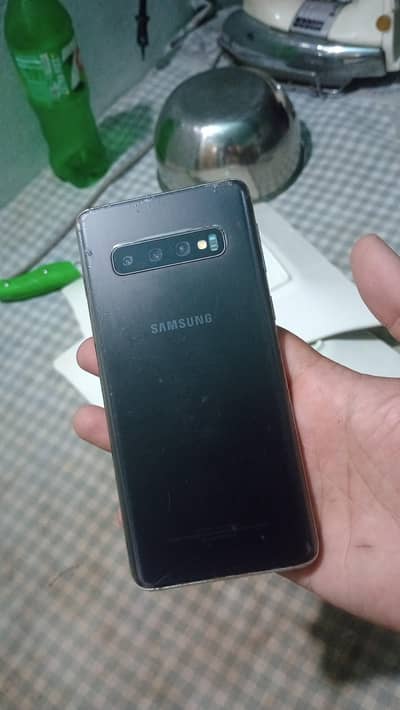 Samsung S10 8GB 128 GB non  exchange possible contact 03261111200