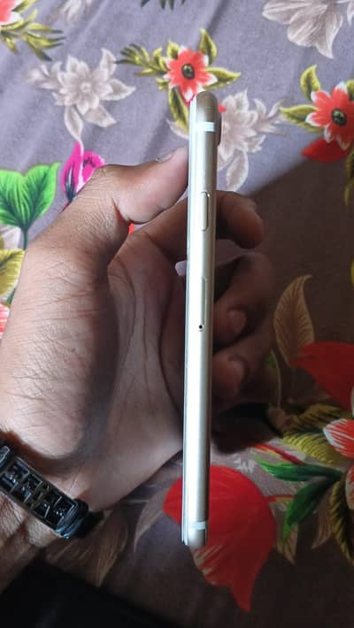 iPhone 7