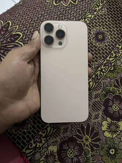 Apple iPhone 16 Pro Max