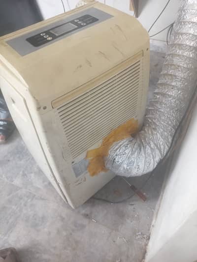 TCL 1 Ton portable Ac