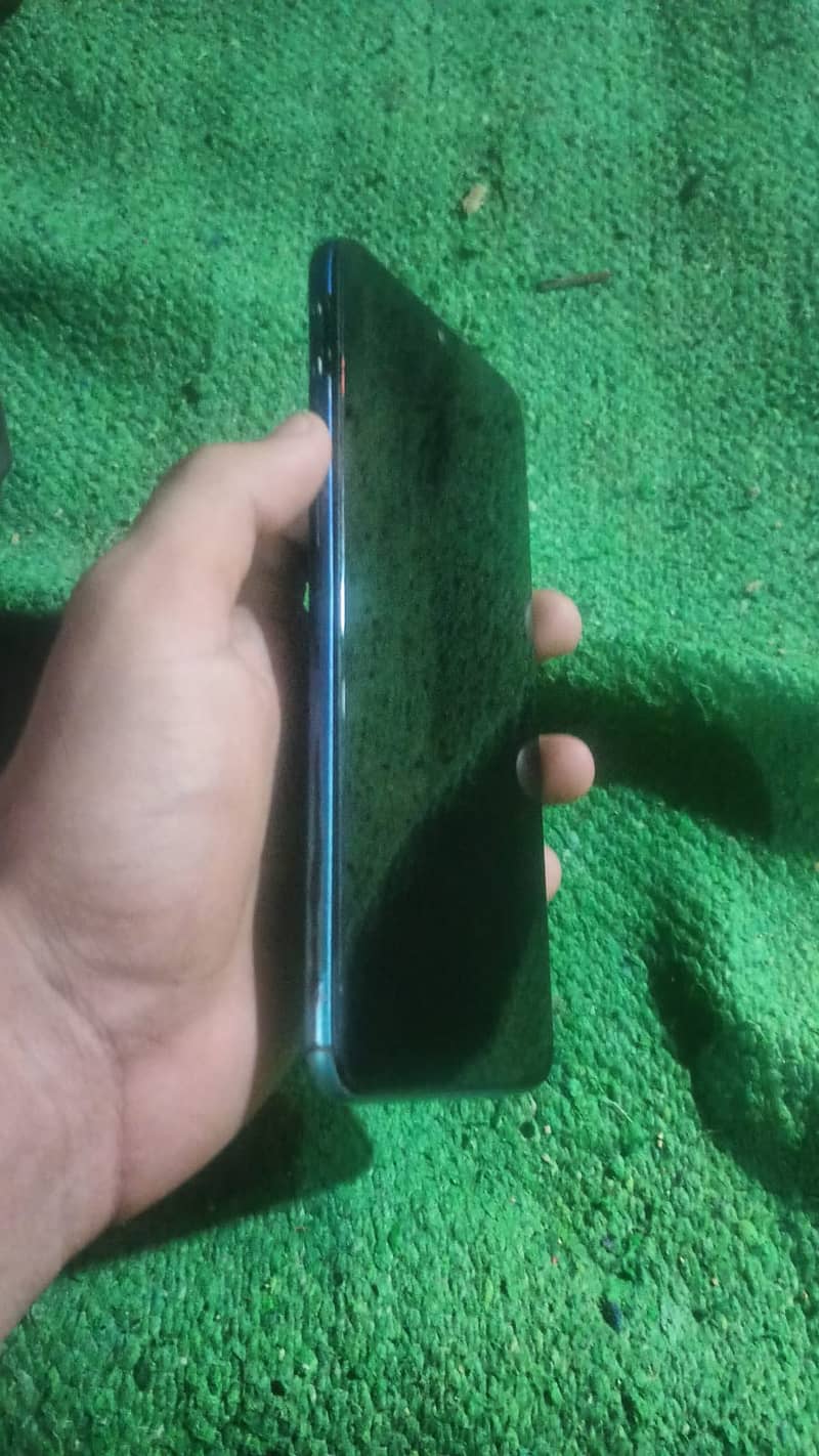 Realme 3 0