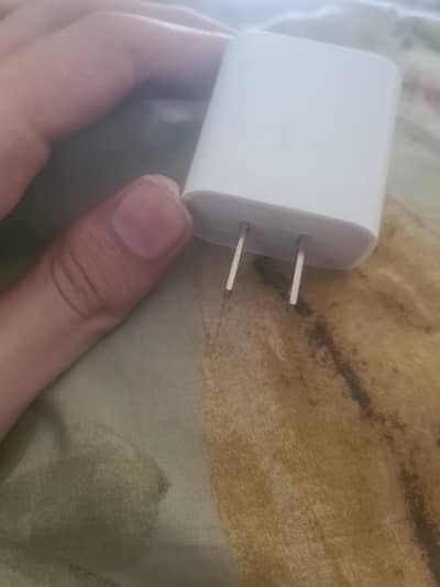 iphone orignal adoptor fix price