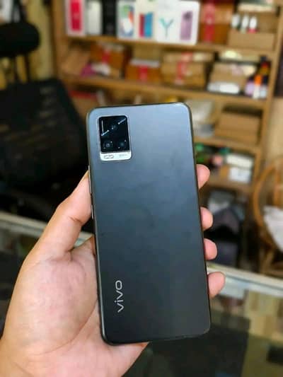 03237004371 Beauty Vivo V20 Pro 12/256 with box