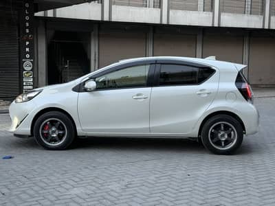 Toyota Aqua 2020 S pakage push start