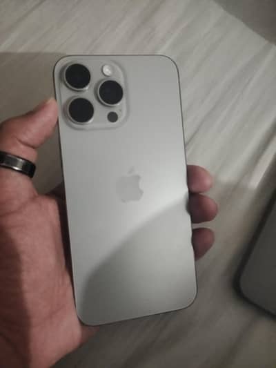 Apple iPhone 15 Pro Max