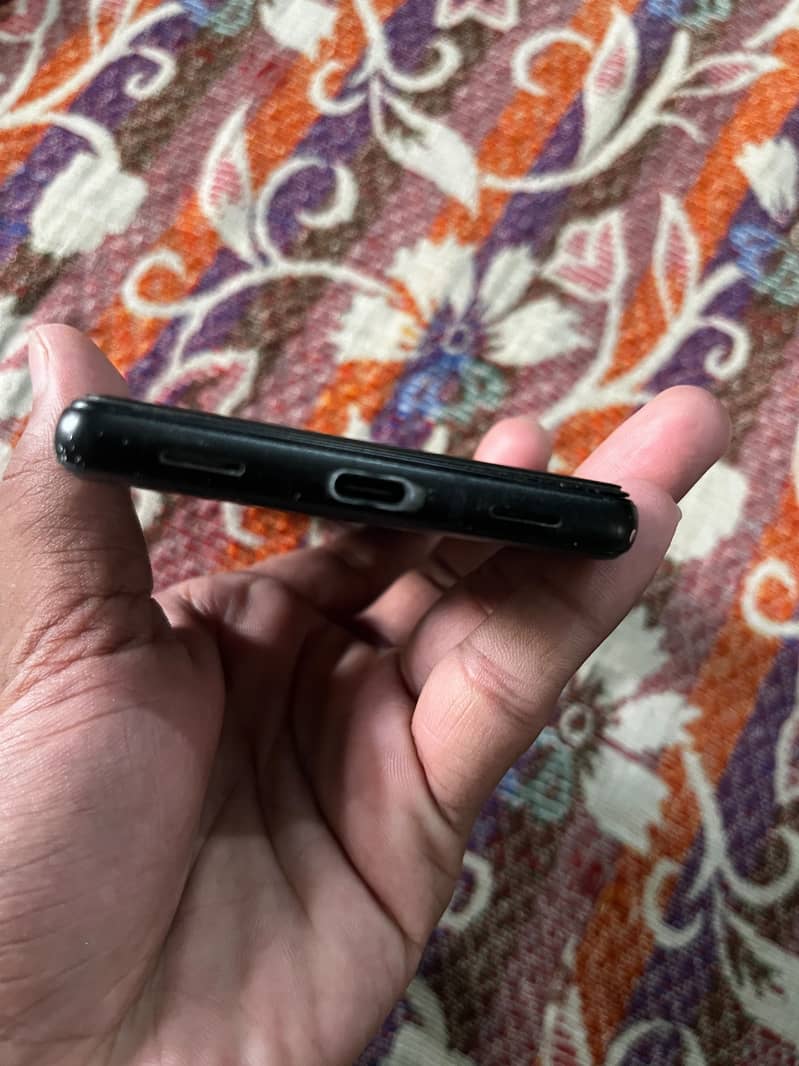 Google Pixel 6a 3