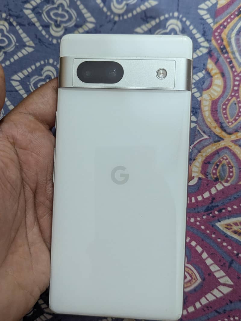 Google Pixel 7a 2
